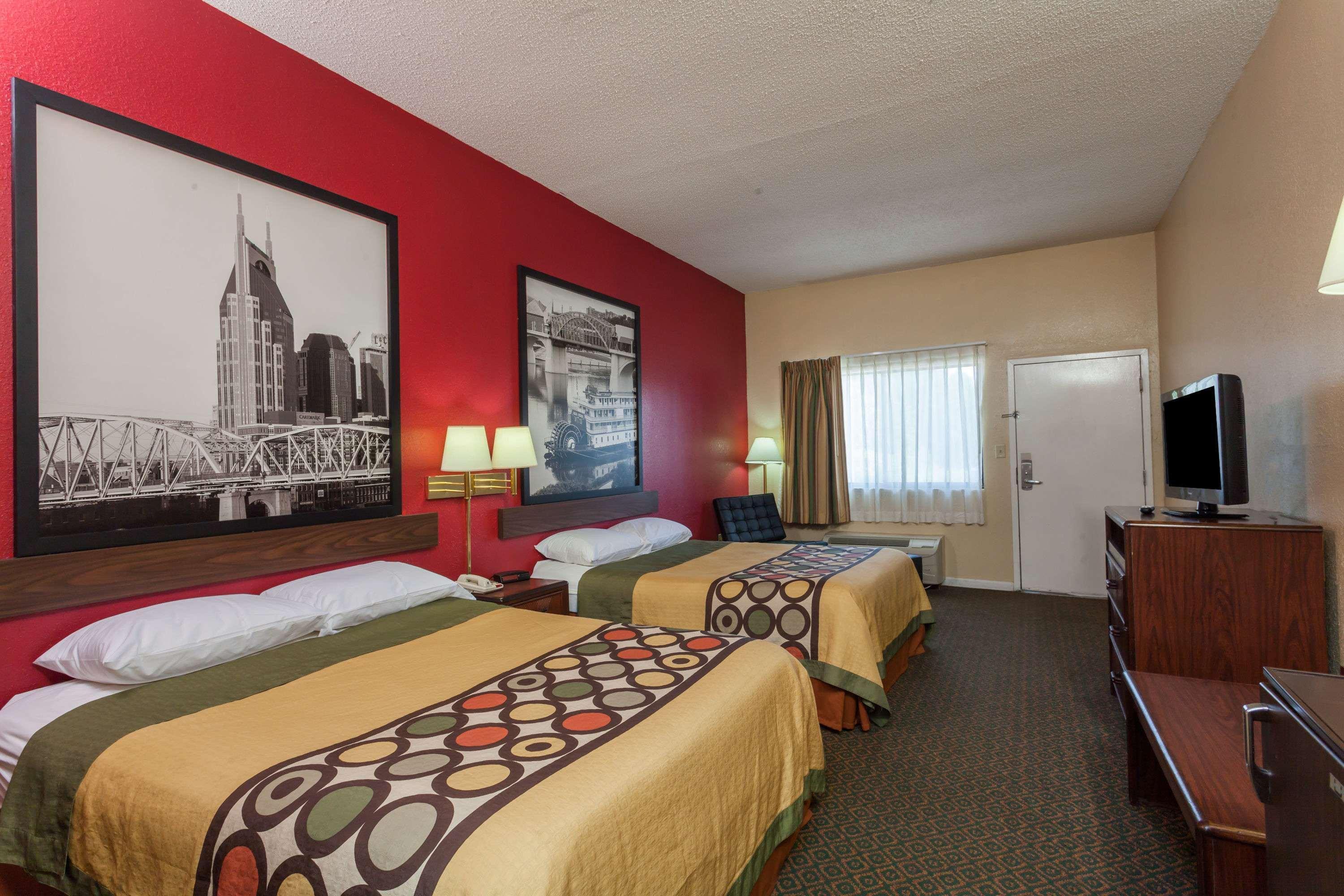 Super 8 By Wyndham Columbia Hotel Eksteriør billede