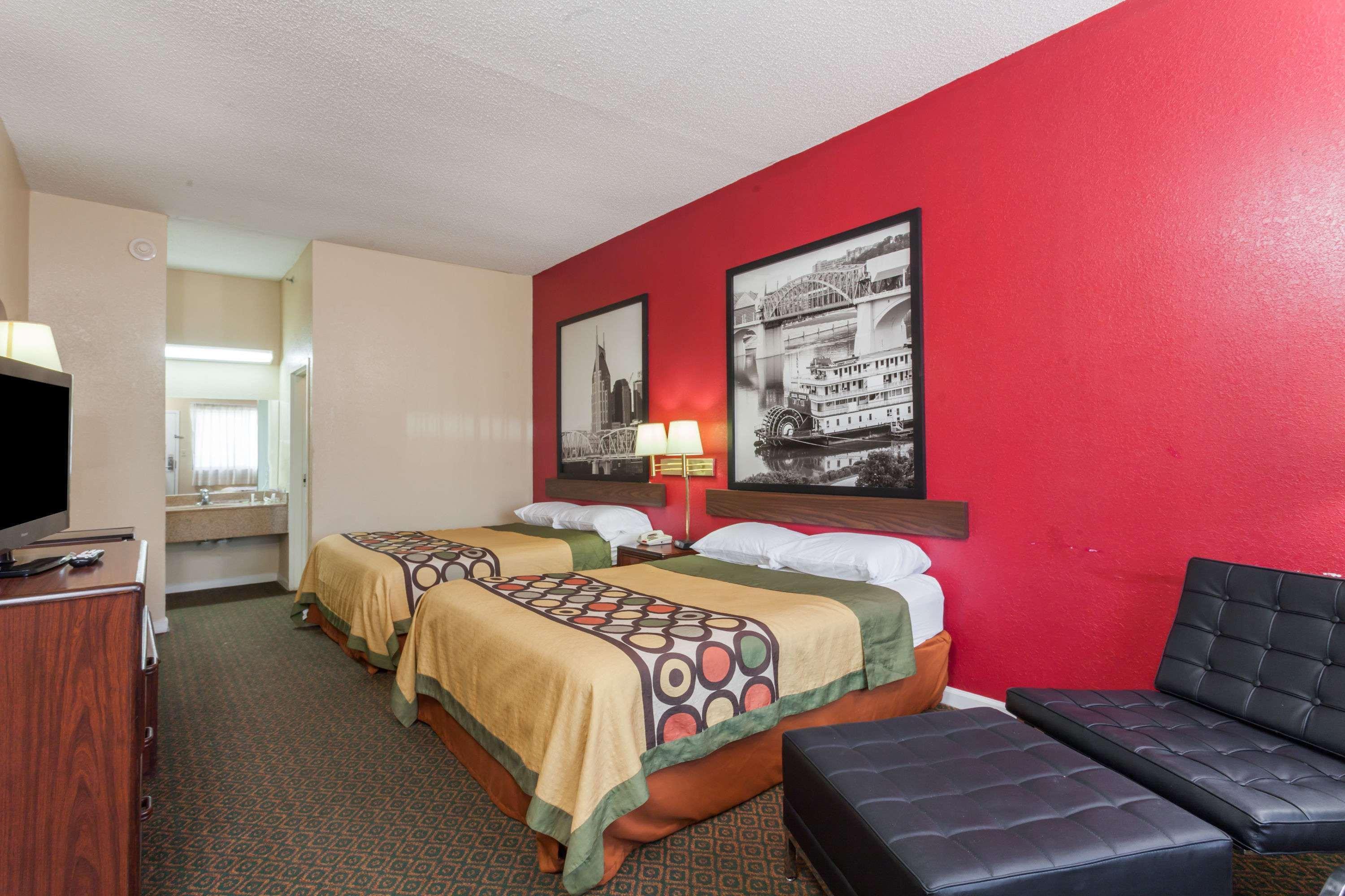 Super 8 By Wyndham Columbia Hotel Eksteriør billede